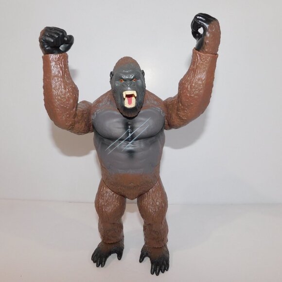 11" King Kong Toy Action Figure Skull Island 2020 Playmates Brown black ape - Picture 8 of 8